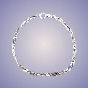 Dainty Spiral Bracelet
